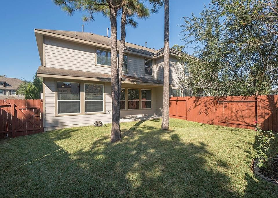 1st image of 34 Nestlewood Pl