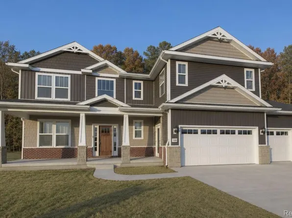 455 Trestle Dr, Howell, MI 48843