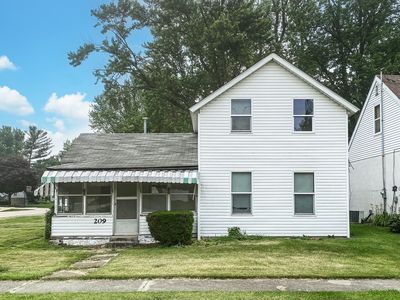 209 S Jackson St, Gardner, IL, 60424