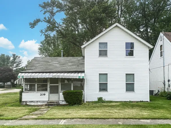 209 S Jackson St, Gardner, IL 60424