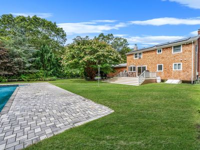 19 Pine Tree Ln, East Quogue, NY, 11942