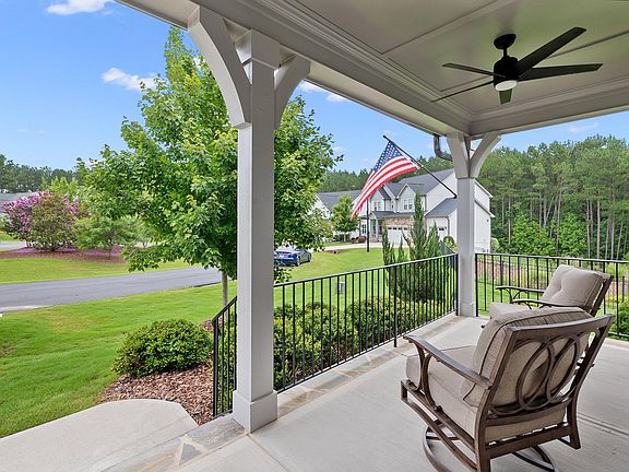 3rd image of 1317 Magnolia Glen Cir