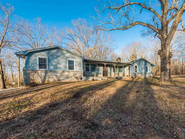 494 Northwood St, Parsons, TN 38363