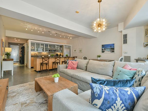 4th image of 1313 Washington St APT 215