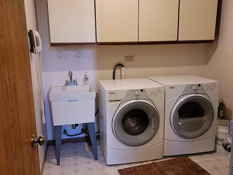9264 Windsor Pkwy #0 — Photo 33