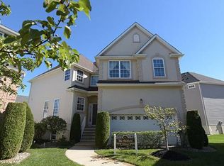 320 Morning Glory Dr, Monroe Township, NJ 08831