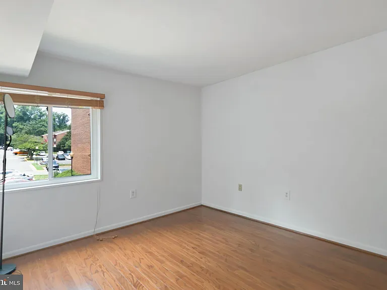 1423 Northgate Sq #23/21C — Photo 15