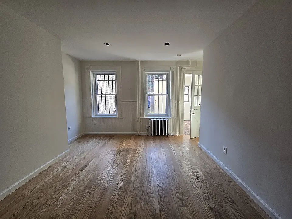 760 Hancock St #1