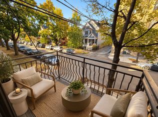 Lincoln Square Commons - 4759 N Maplewood Ave, Chicago, IL 60625