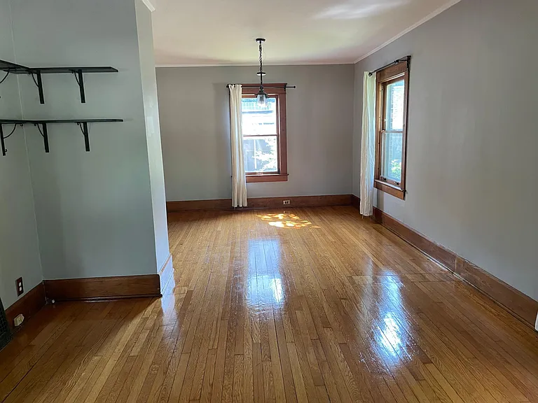 419 N Ashley St — Photo 4