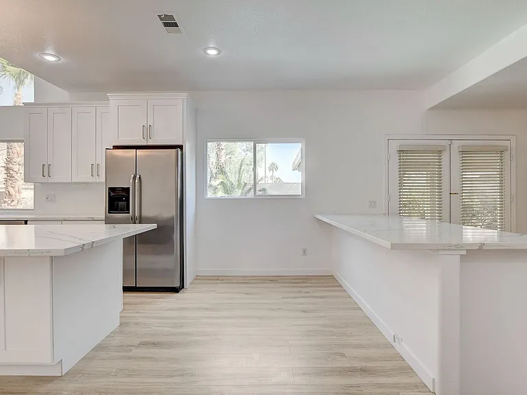 8401 Desert Quail Dr — Photo 25