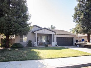 1541 Salisbury St, Porterville, CA 93257