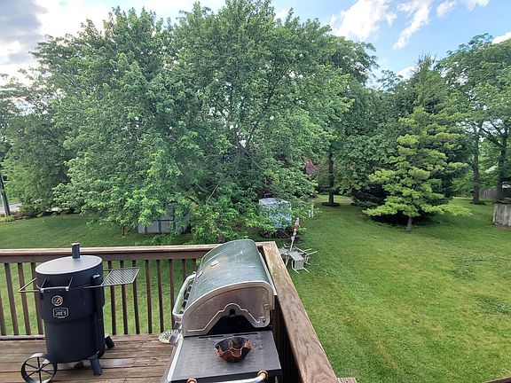 4th image of 3342 Bluhm Ct