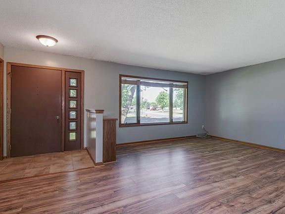 4th image of 126 8th Ave NW