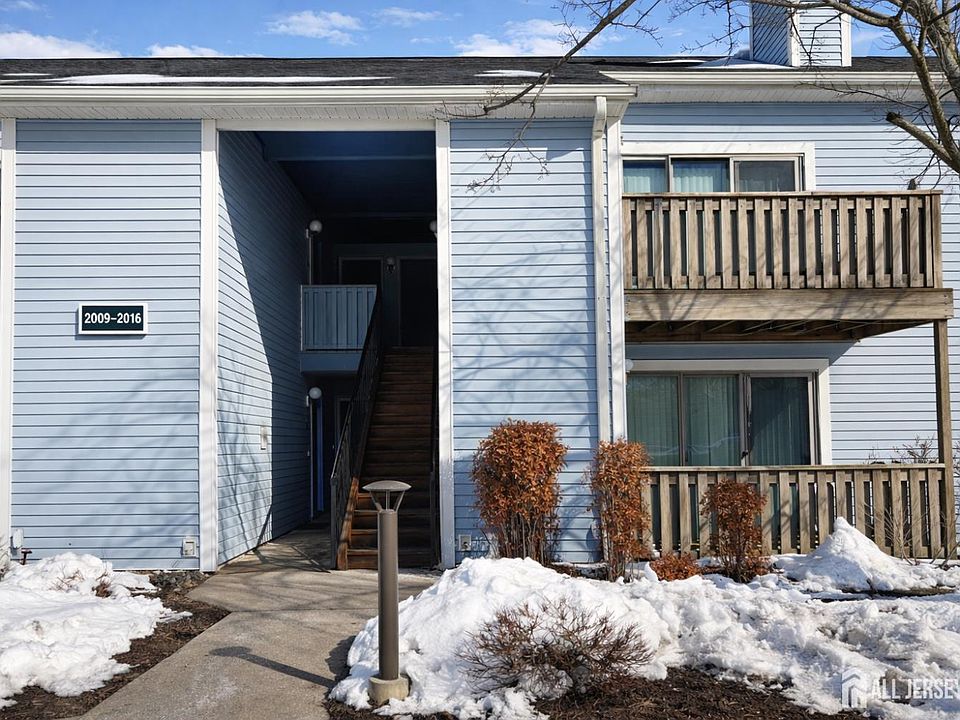 1st image of 2015 Aspen Dr