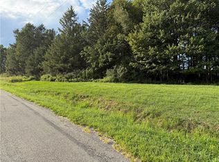 574 Receski Rd, Indiana, PA 15701