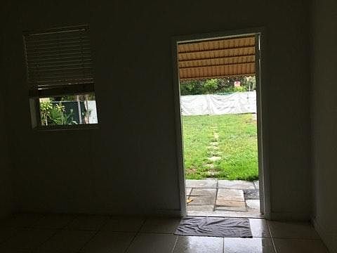 2nd image of 125 SE 2nd Ter #2