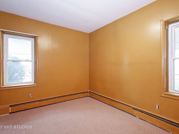 5th image of 10050 Melvina Ave