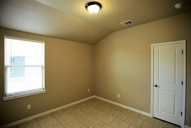 4306 Ivory Ln — Photo 7