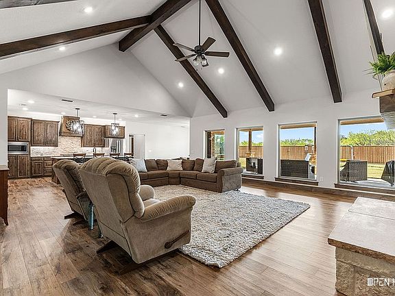 3rd image of 515 Sales Rd