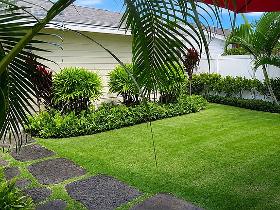 3rd image of 91-1266 Kaileolea Dr