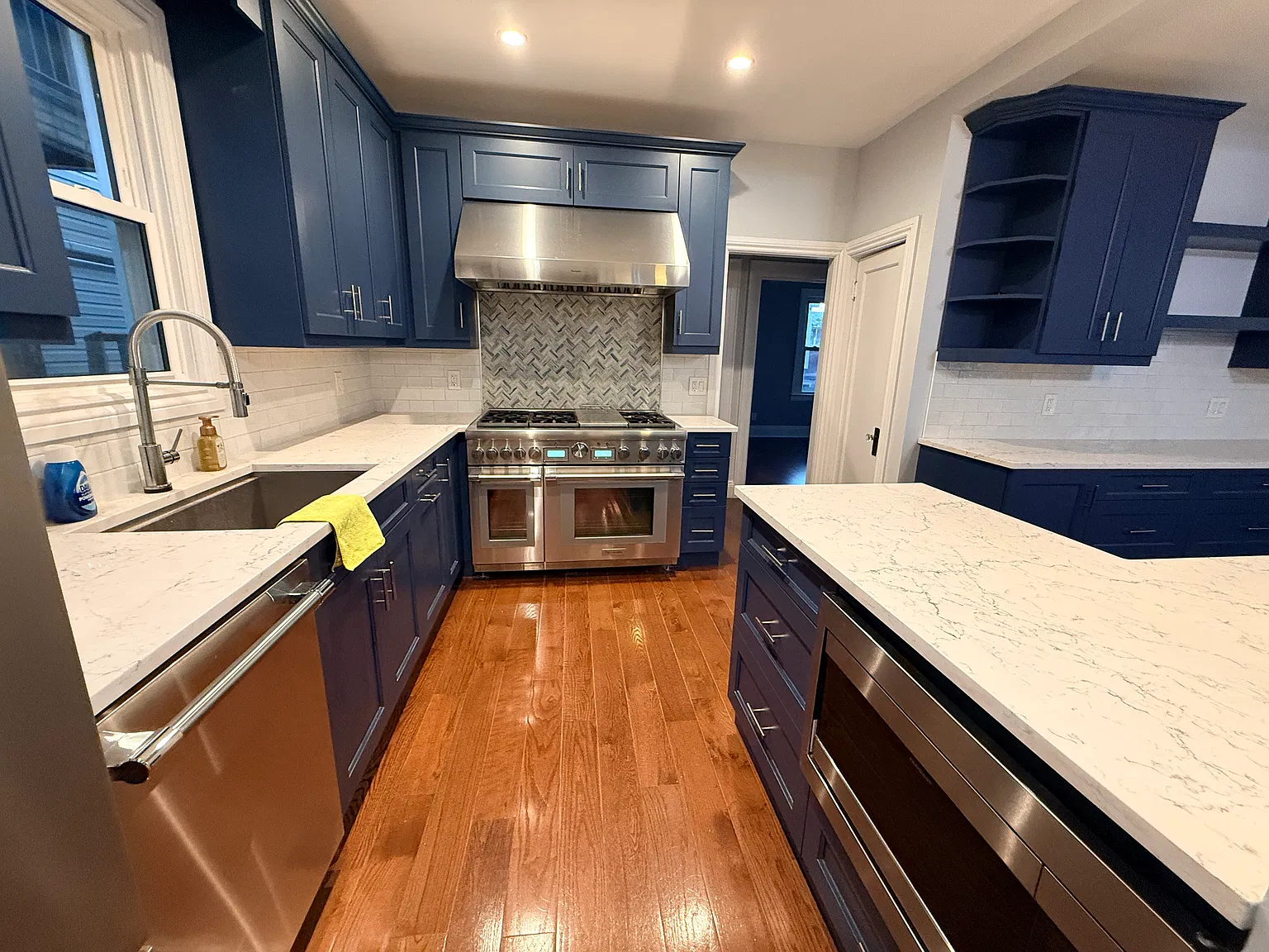 3 bed, $3,200 — Photo 1