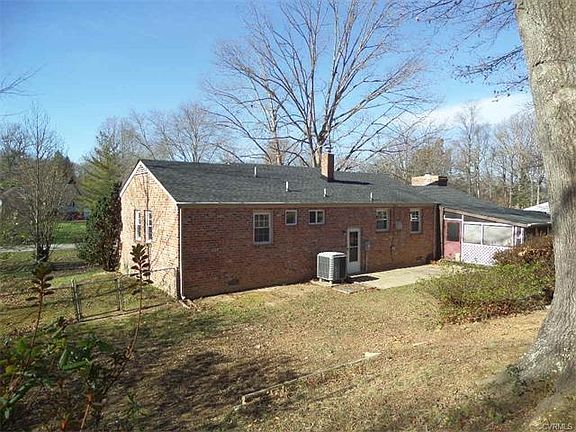2nd image of 161 Stonehill Dr
