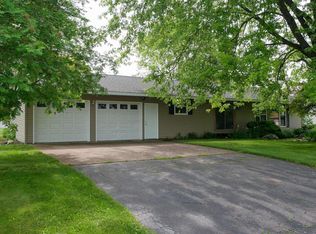 160 N 5th St, Dorchester, WI 54425