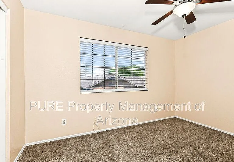 1151 N Cambridge St — Photo 17