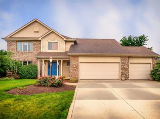 2522 W Harbourside Dr, Fort Wayne, IN 46814