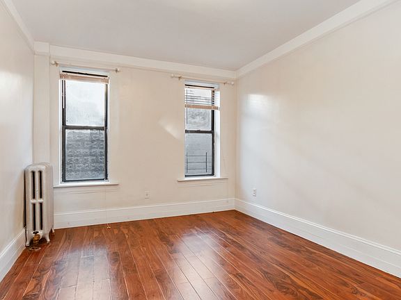 5th image of 263 Parkside Ave APT A4
