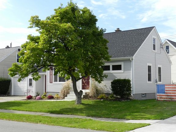 2nd image of 206 Currier Ave