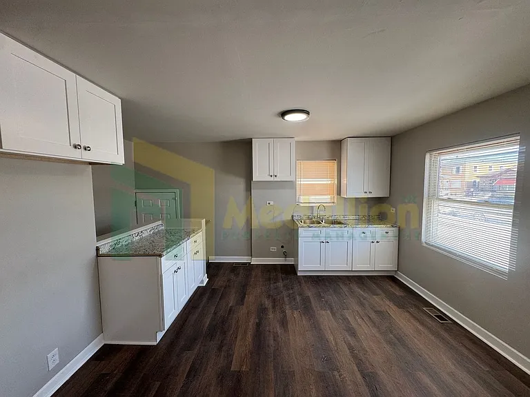9648 S Yale Ave — Photo 6