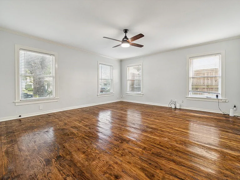1745 Lexington St — Photo 7