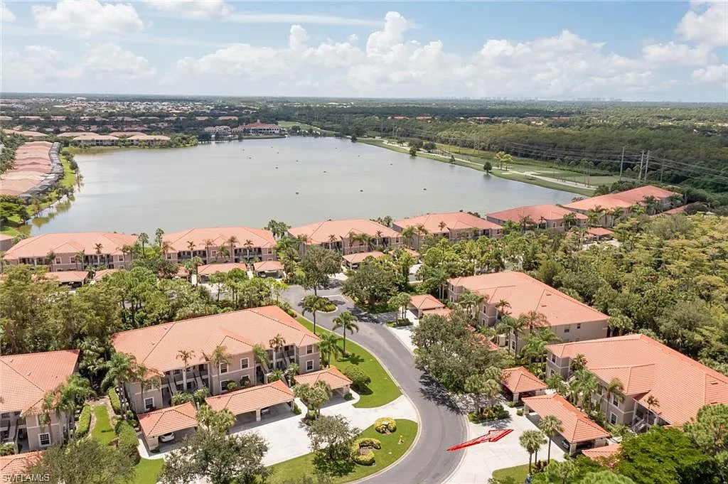 3 bed, 2.0 bath, 1467 sqft, $7,500 — Photo 3