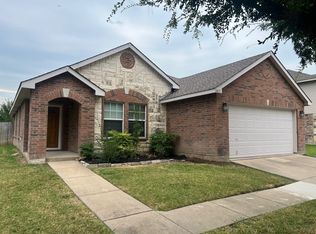 1413 Lauren Dr, Burleson, TX 76028
