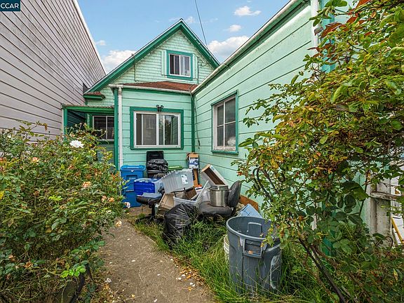 4th image of 73 Tioga Ave