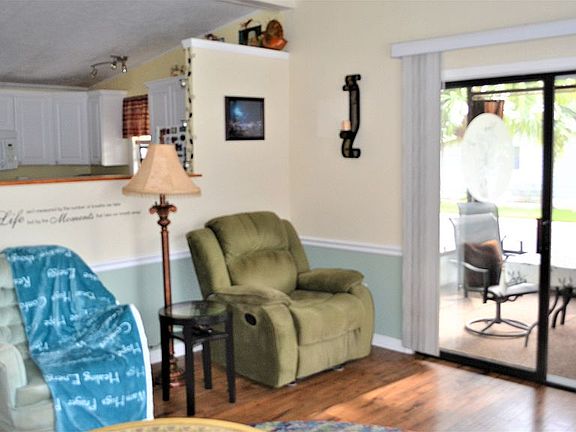 Living with kitchen  