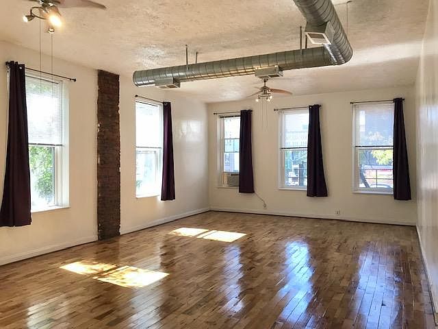 1st image of 206 E 8th St APT 1