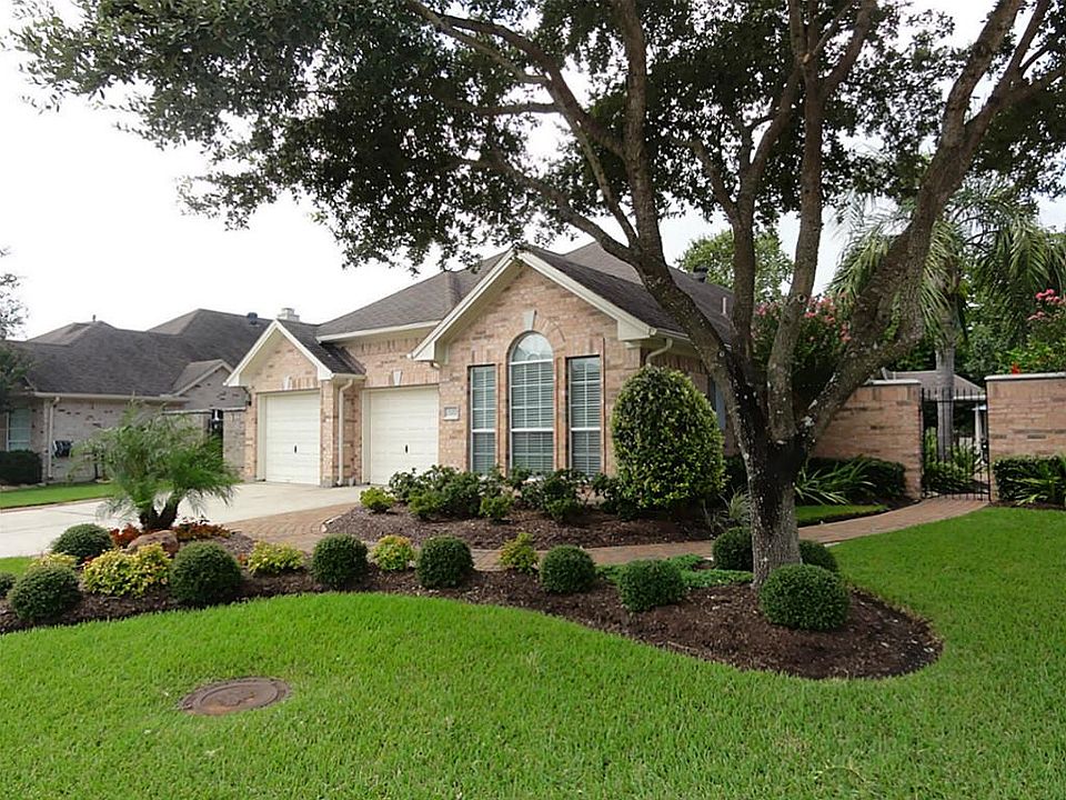 1st image of 2322 Fairway Pointe Dr