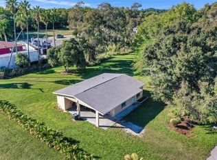 10879 Peatre Rd, Bokeelia, FL 33922