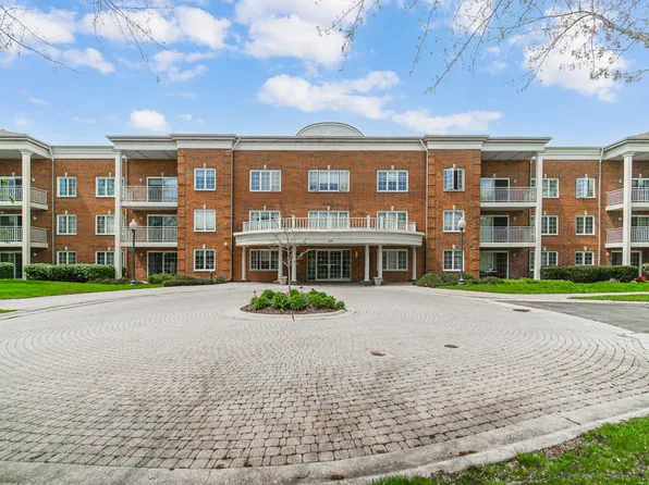 (undisclosed Address), Bloomingdale, IL 60108