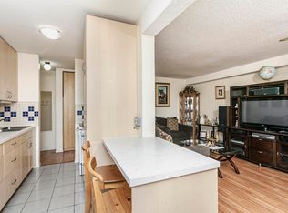 Plaza 2000, Edmonton, AB T5X 2G3