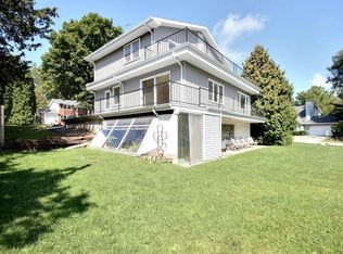 1510 2nd St, DELAFIELD, WI 53018