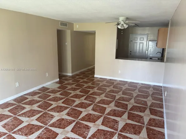 15205 NE 6th Ave APT D111, Miami, FL 33162