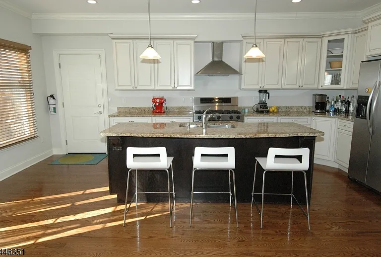 52 Morris Ave #B — Photo 9