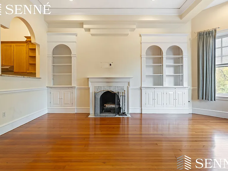216-218 Commonwealth Ave #4 — Photo 17