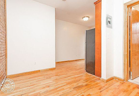 4th image of 170 New York Ave APT 9A