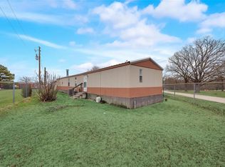 8781 Foster Ln, Quinlan, TX 75474