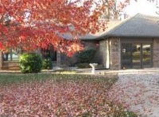707 W Bryant St, Nixa, MO 65714